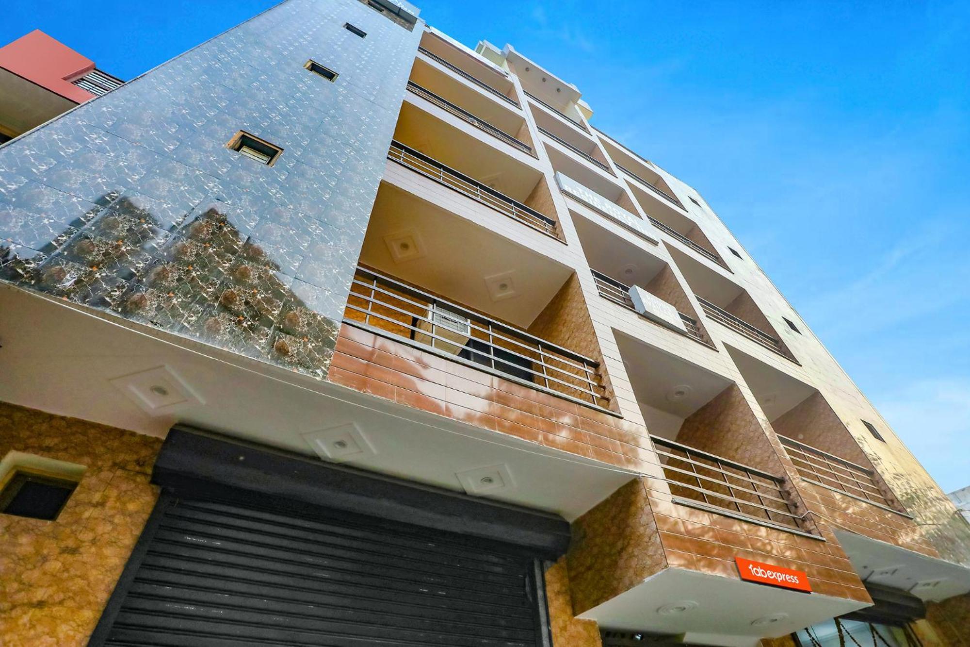 Fabexpress Asp Royal Residency Inn- Janakpuri Дели Экстерьер фото