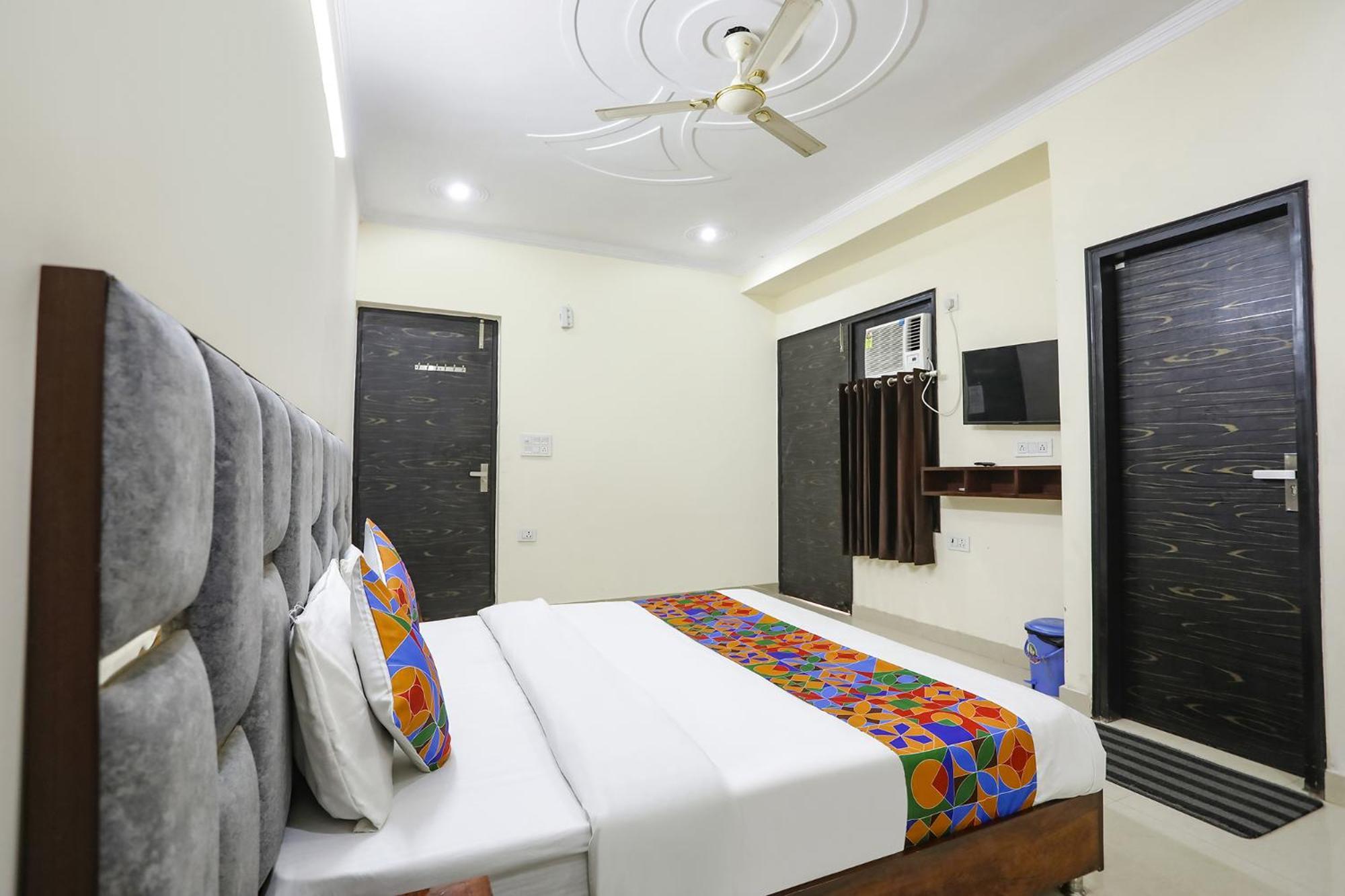 Fabexpress Asp Royal Residency Inn- Janakpuri Дели Экстерьер фото