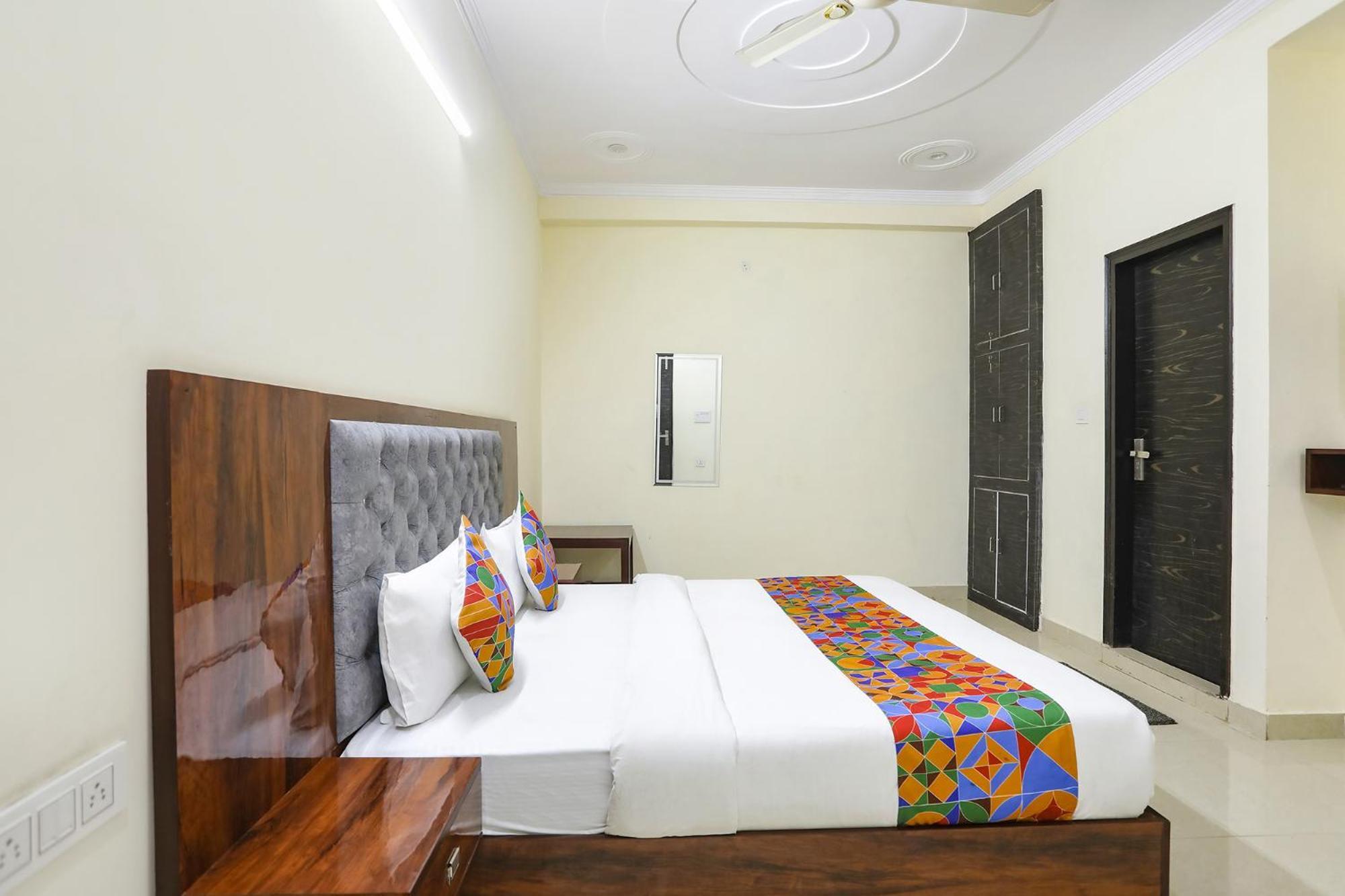 Fabexpress Asp Royal Residency Inn- Janakpuri Дели Экстерьер фото